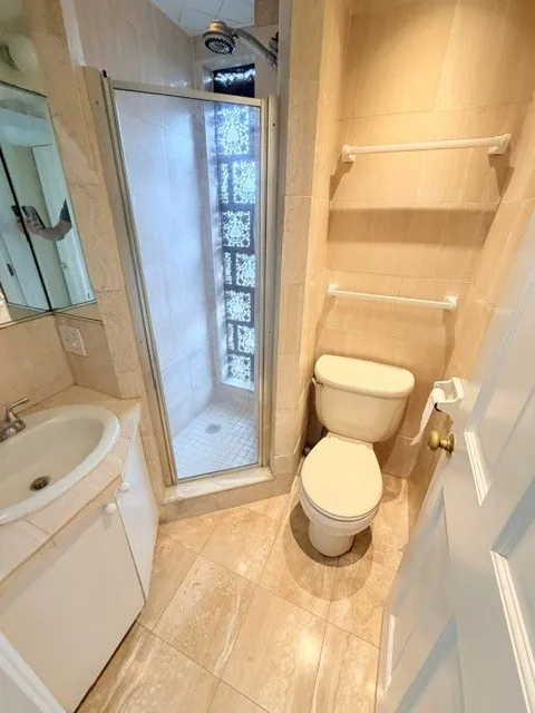 2.5 bed, 3 bath apartment for rent at 113 Beacon St Unit 1, Back Bay — photo 34 of 66