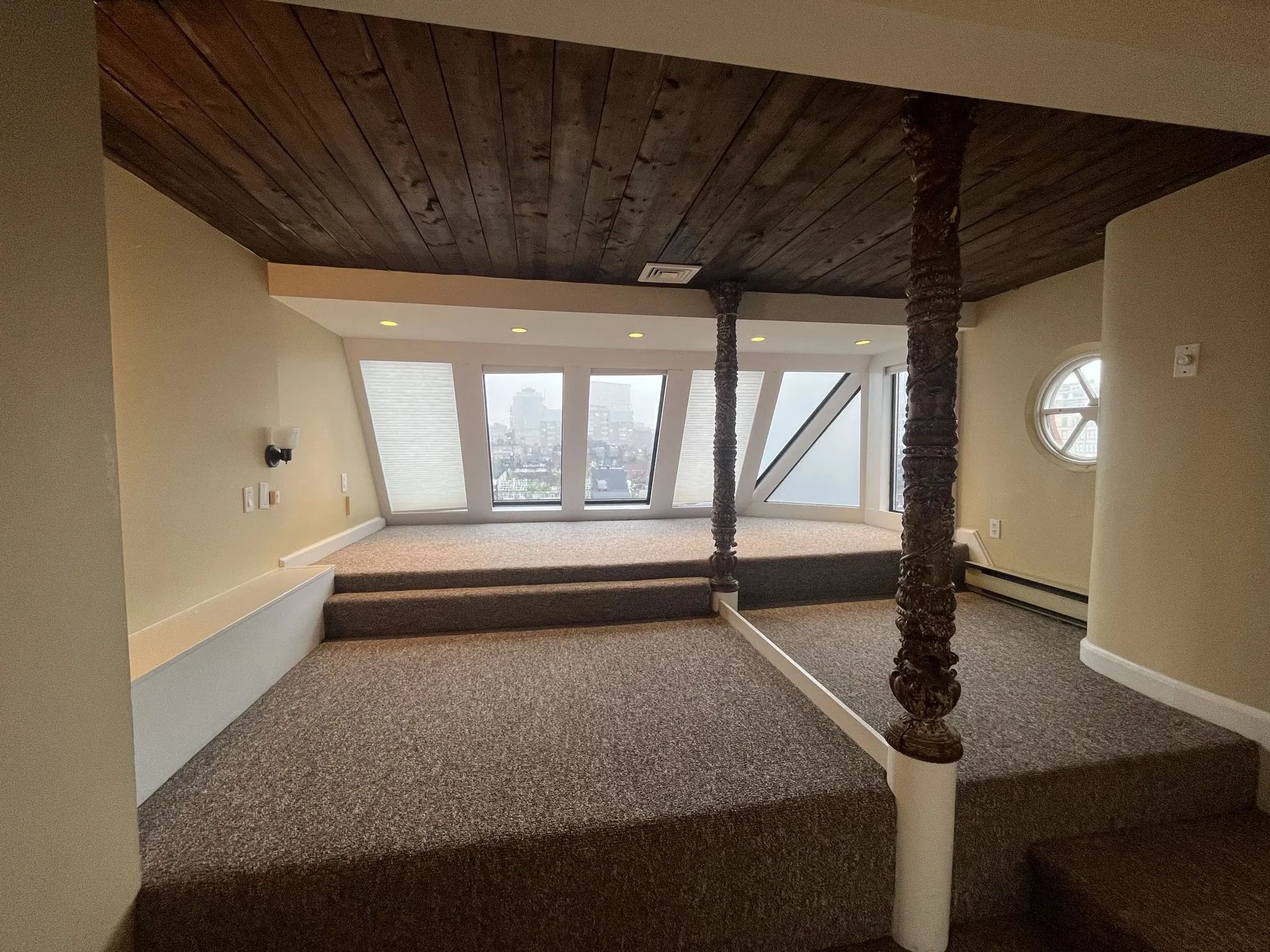 2.5 bed, 3 bath apartment for rent at 113 Beacon St Unit 1, Back Bay — photo 59 of 66