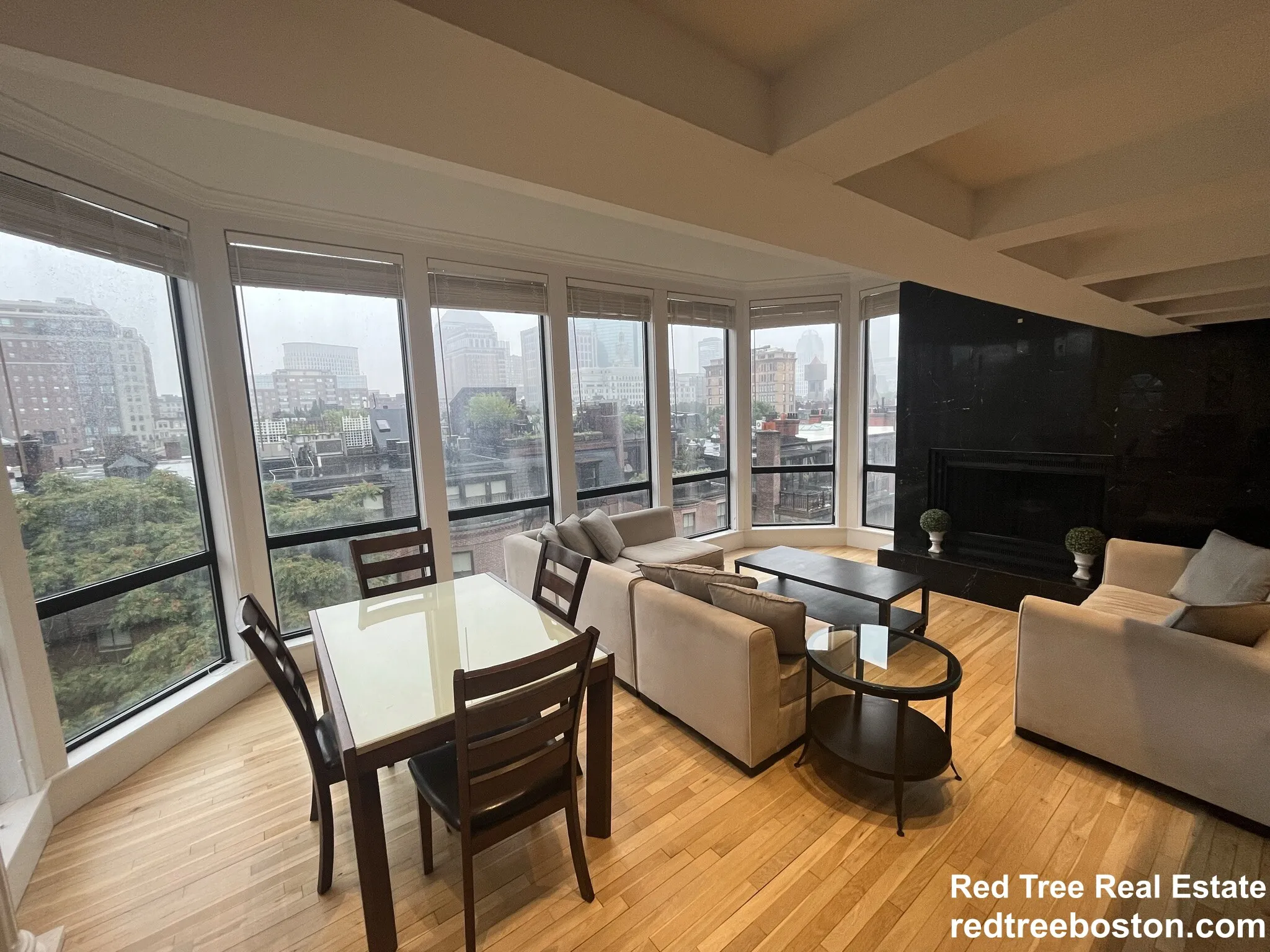 2.5 bed, 3 bath apartment for rent at 113 Beacon St Unit 1, Back Bay — photo 2 of 66