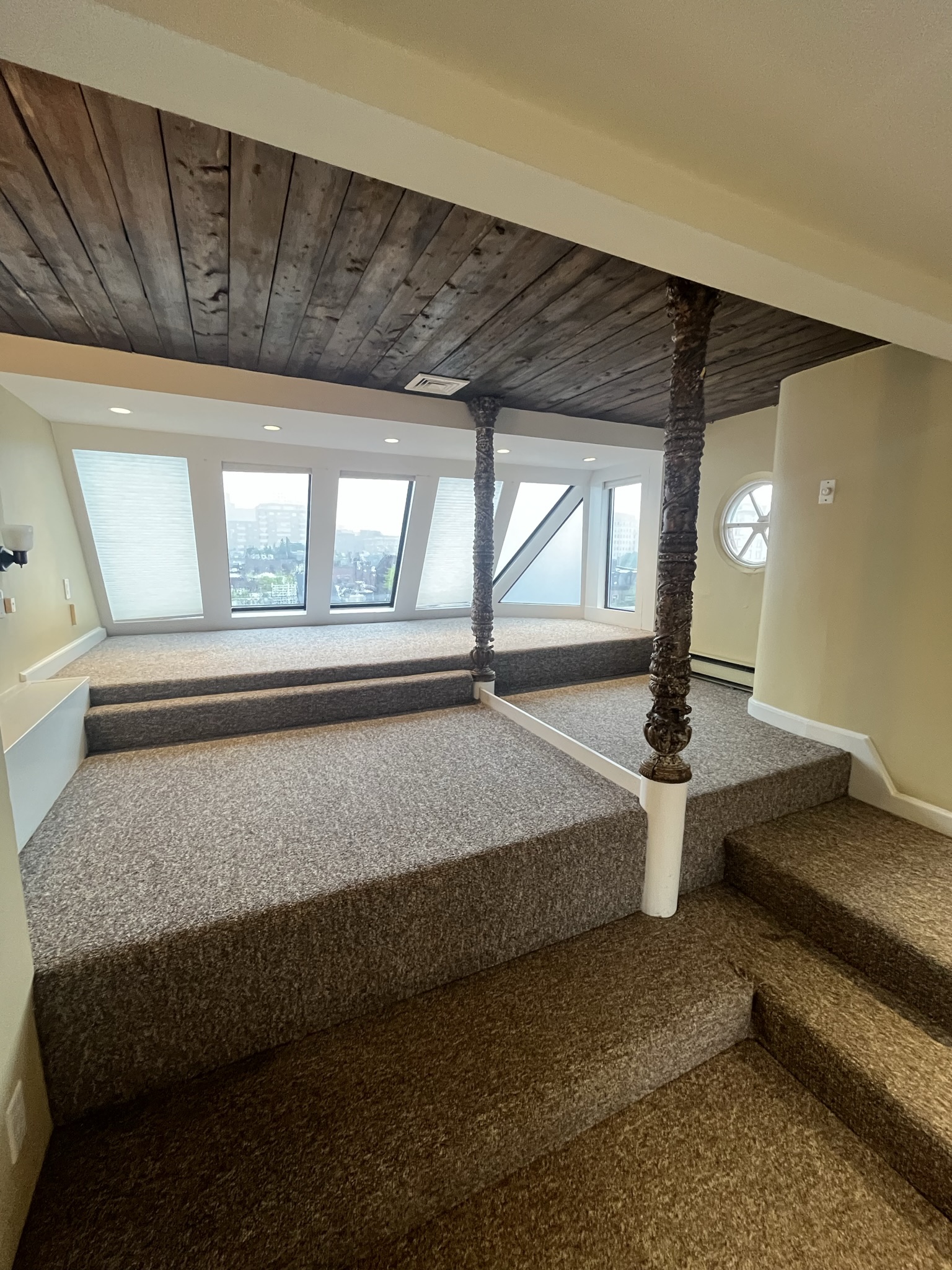 3 bed, 3 bath apartment for rent at 113 Beacon St Unit 113PH, Back Bay — photo 22 of 25