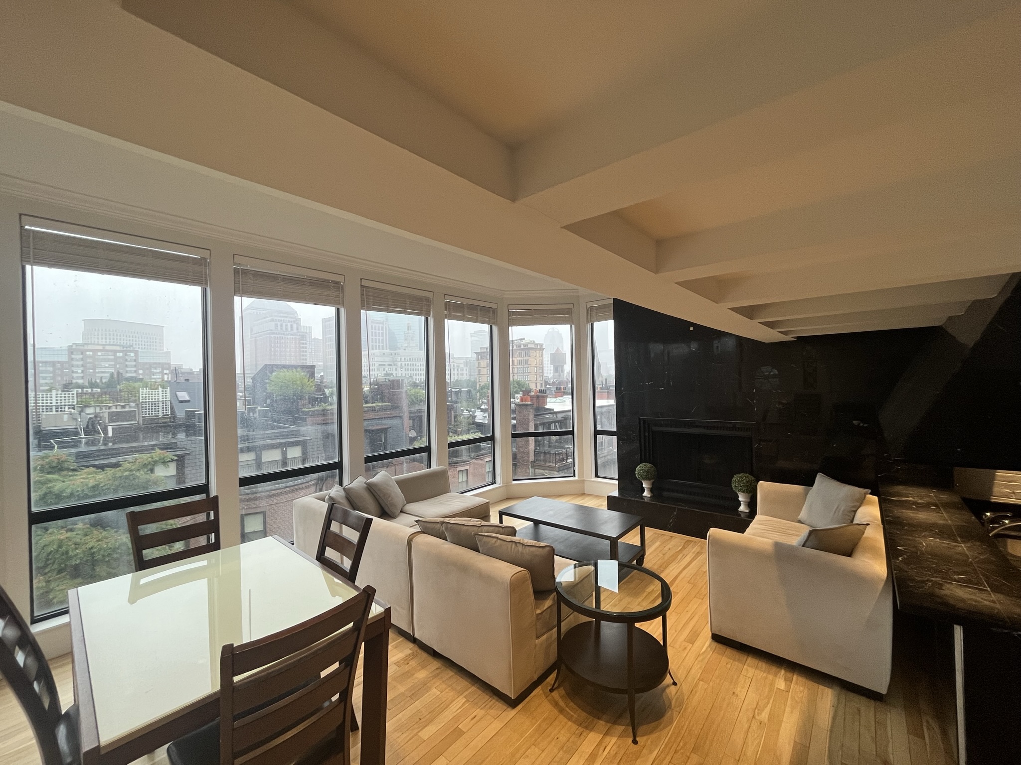 3 bed, 3 bath apartment for rent at 113 Beacon St Unit 113PH, Back Bay — photo 9 of 25