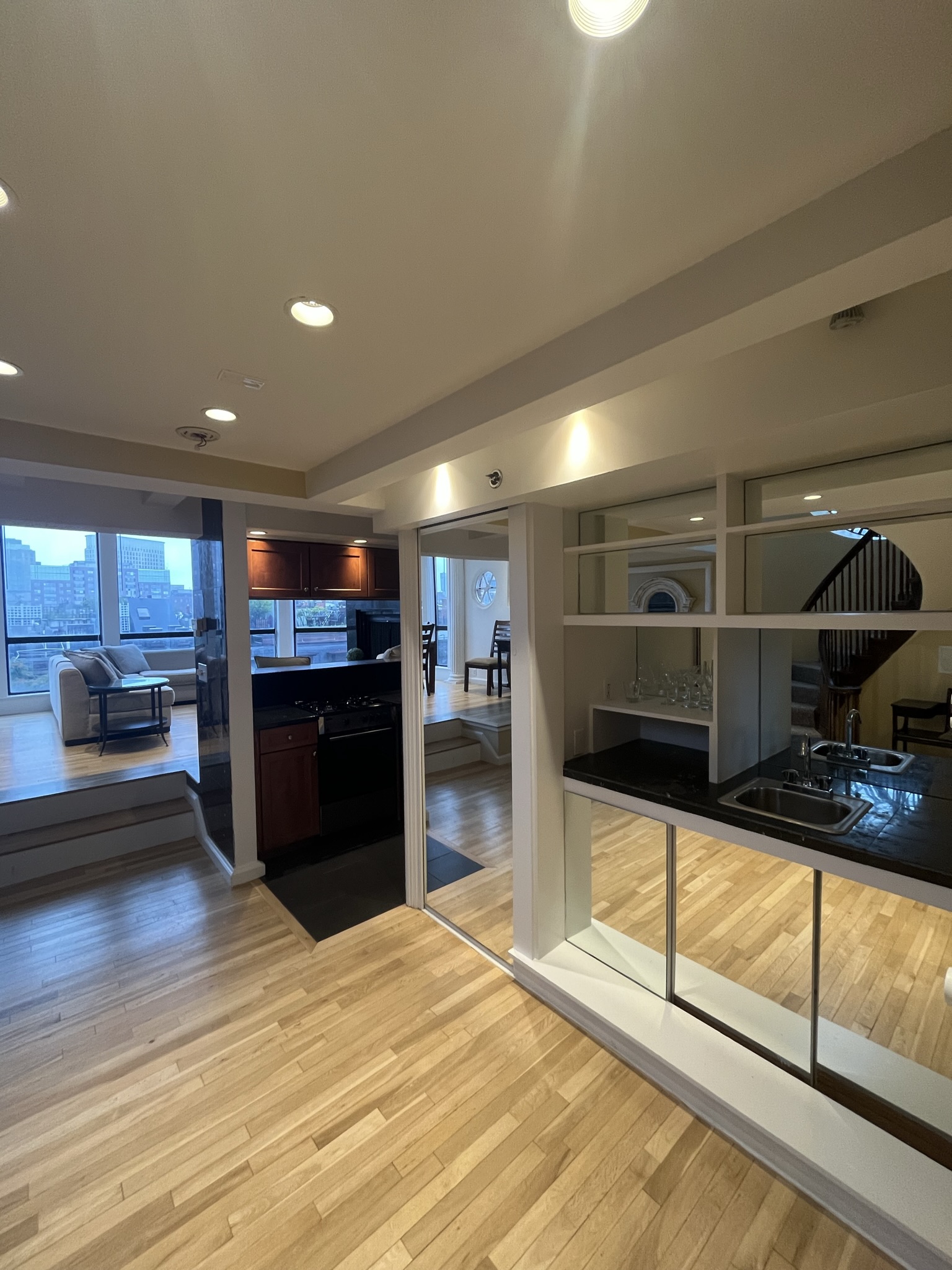 3 bed, 3 bath apartment for rent at 113 Beacon St Unit 113PH, Back Bay — photo 3 of 25