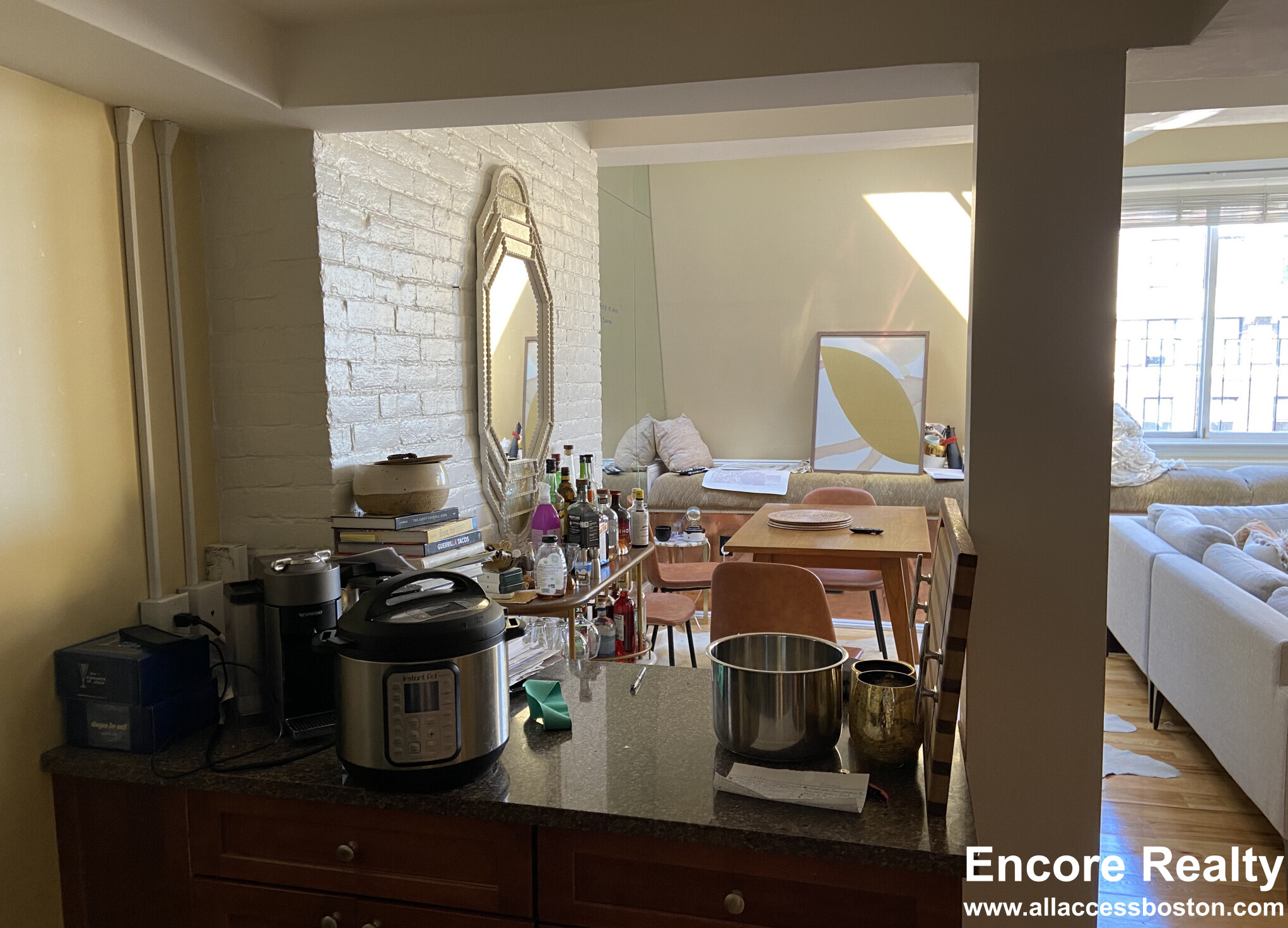 3 bed, 2 bath apartment for rent at 113 Beacon St Unit 6, Back Bay — photo 7 of 37