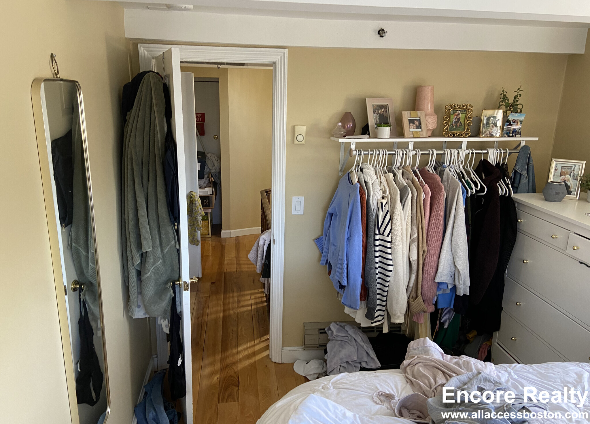 3 bed, 2 bath apartment for rent at 113 Beacon St Unit 6, Back Bay — photo 33 of 37