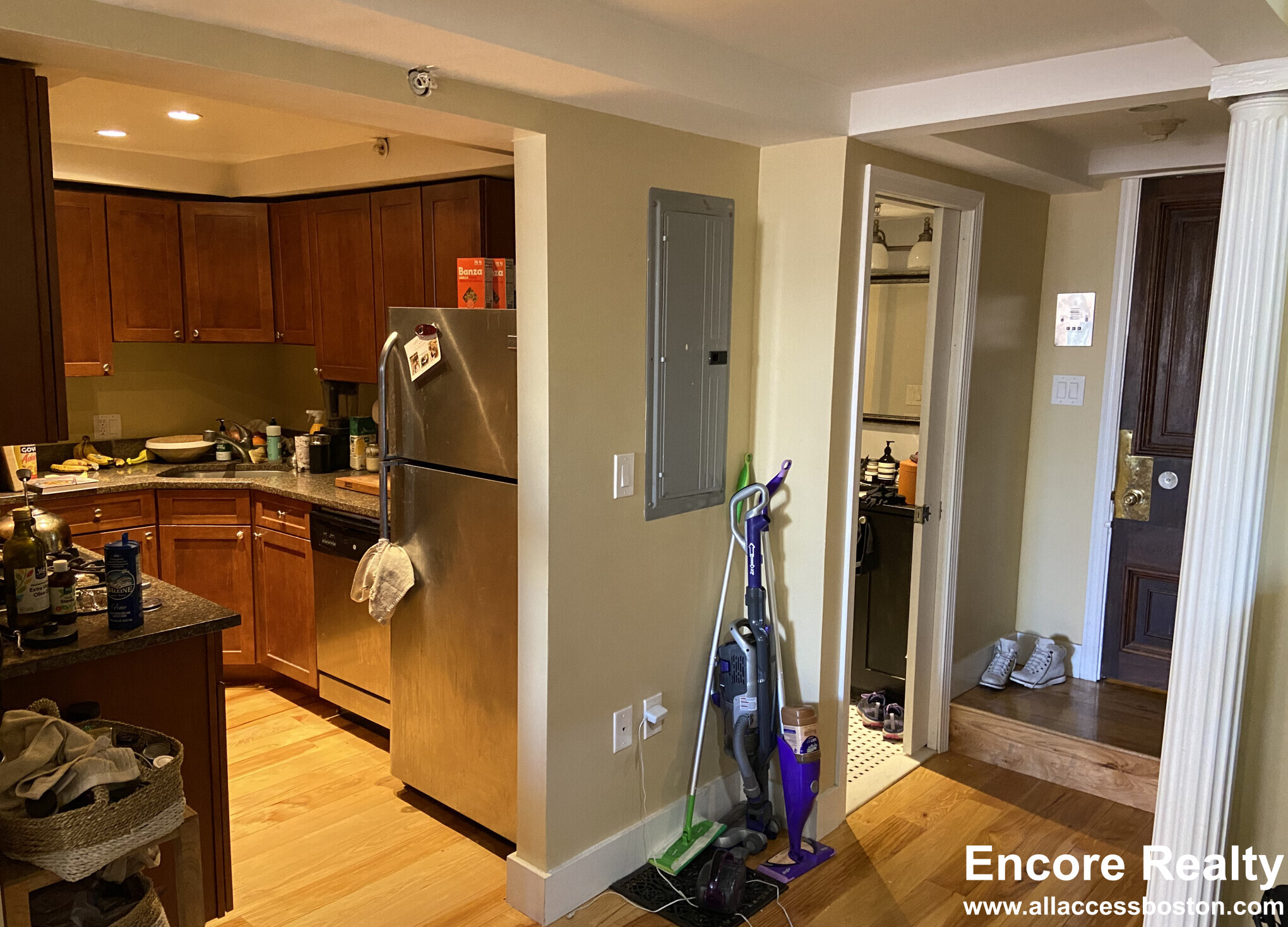 3 bed, 2 bath apartment for rent at 113 Beacon St Unit 6, Back Bay — photo 11 of 37