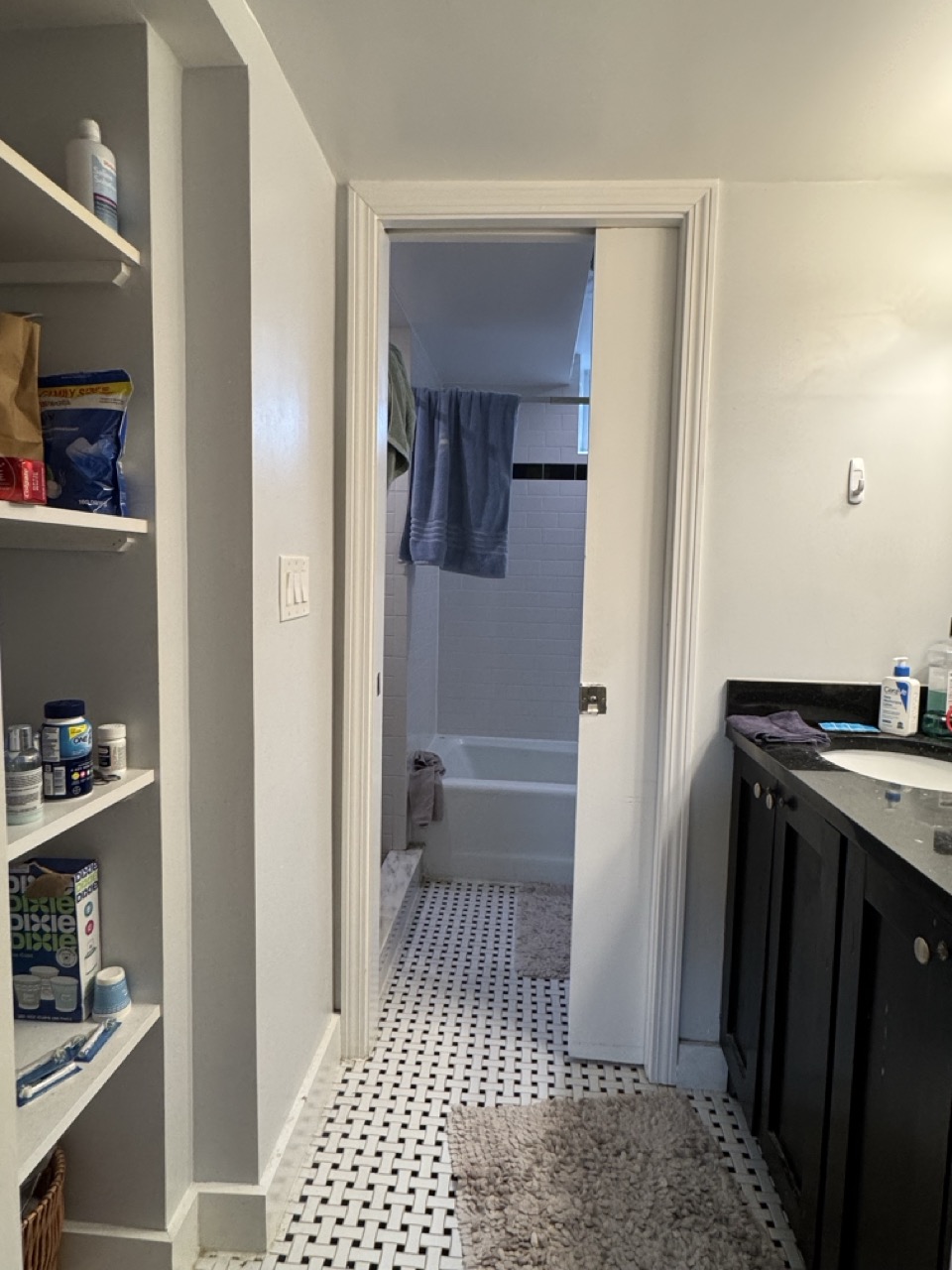 3 bed, 2 bath apartment for rent at 113 Beacon St Unit 6 Front, Back Bay — photo 19 of 28