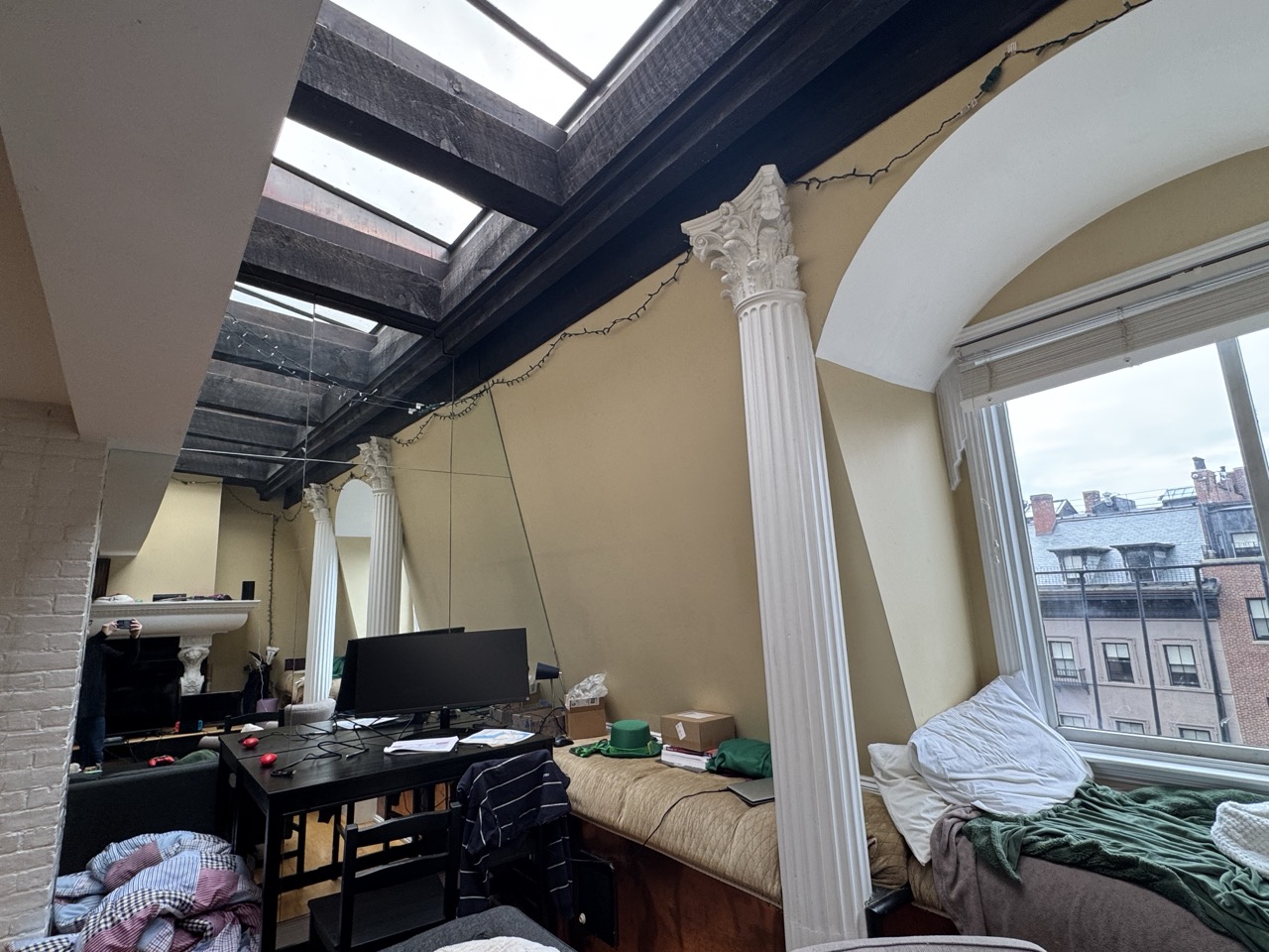 3 bed, 2 bath apartment for rent at 113 Beacon St Unit 6 Front, Back Bay — photo 16 of 28