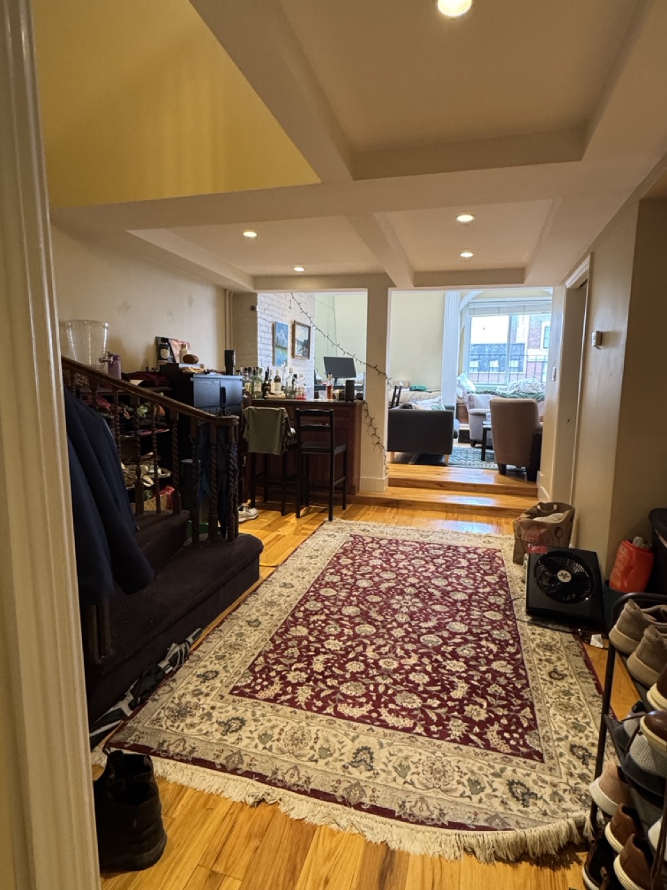 3 bed, 2 bath apartment for rent at 113 Beacon St Unit 6 Front, Back Bay — photo 2 of 28
