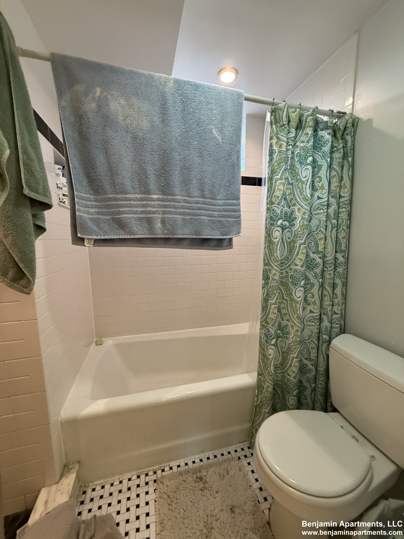 3 bed, 2 bath apartment for rent at 113 Beacon St Unit 6F, Back Bay — photo 18 of 26