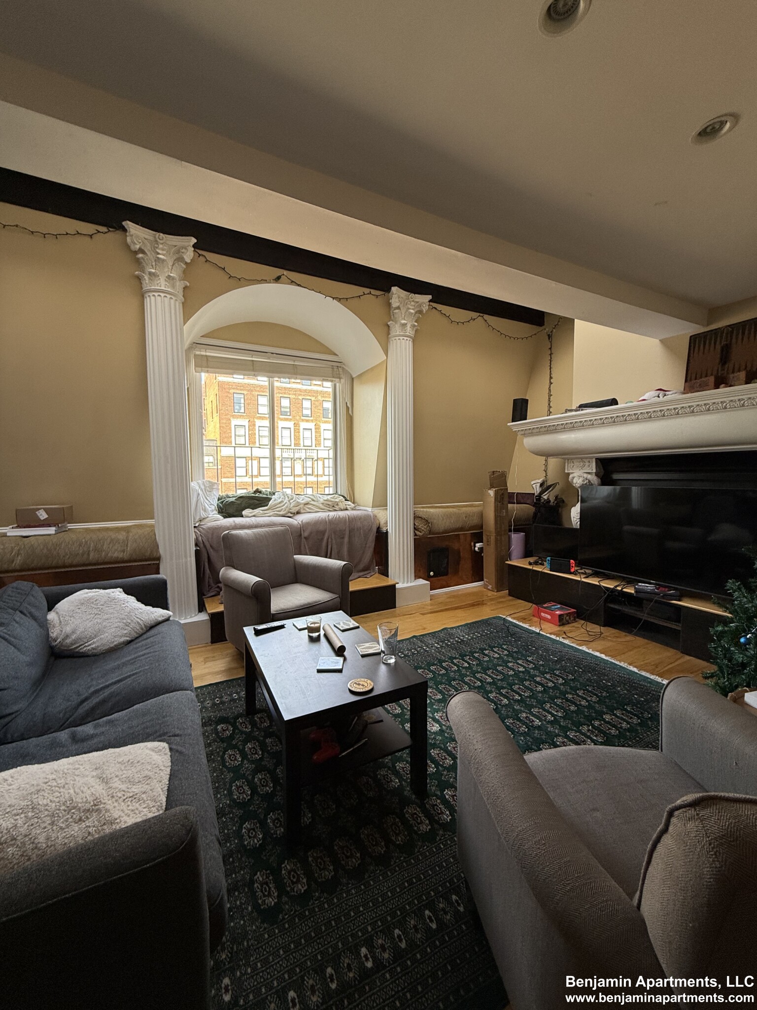 3 bed, 2 bath apartment for rent at 113 Beacon St Unit 6F, Back Bay — photo 1 of 26