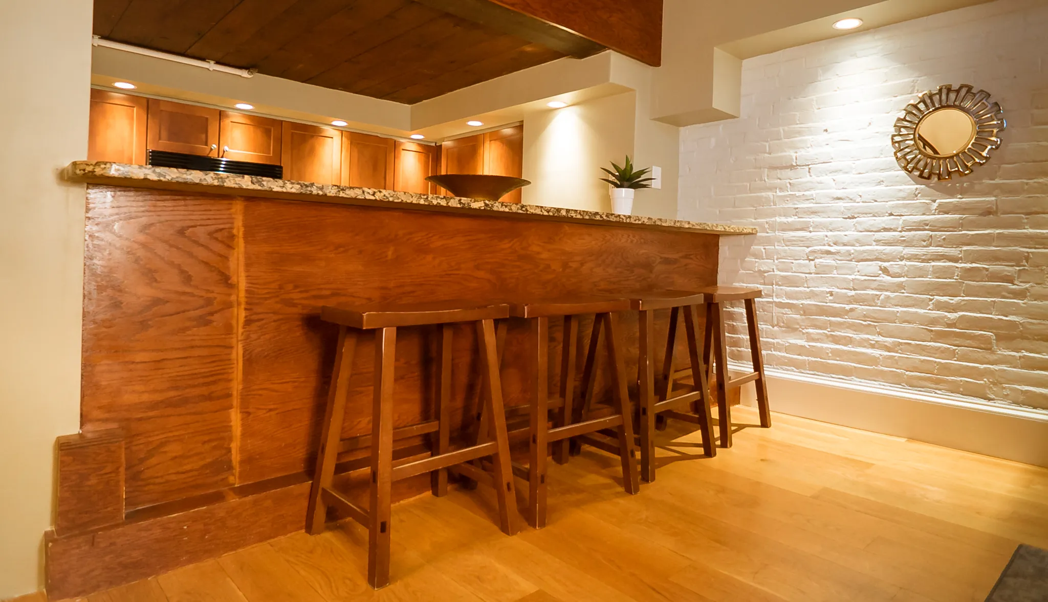 3 bed, 2 bath apartment for rent at 113 Beacon St Unit 6F, Back Bay — photo 3 of 14
