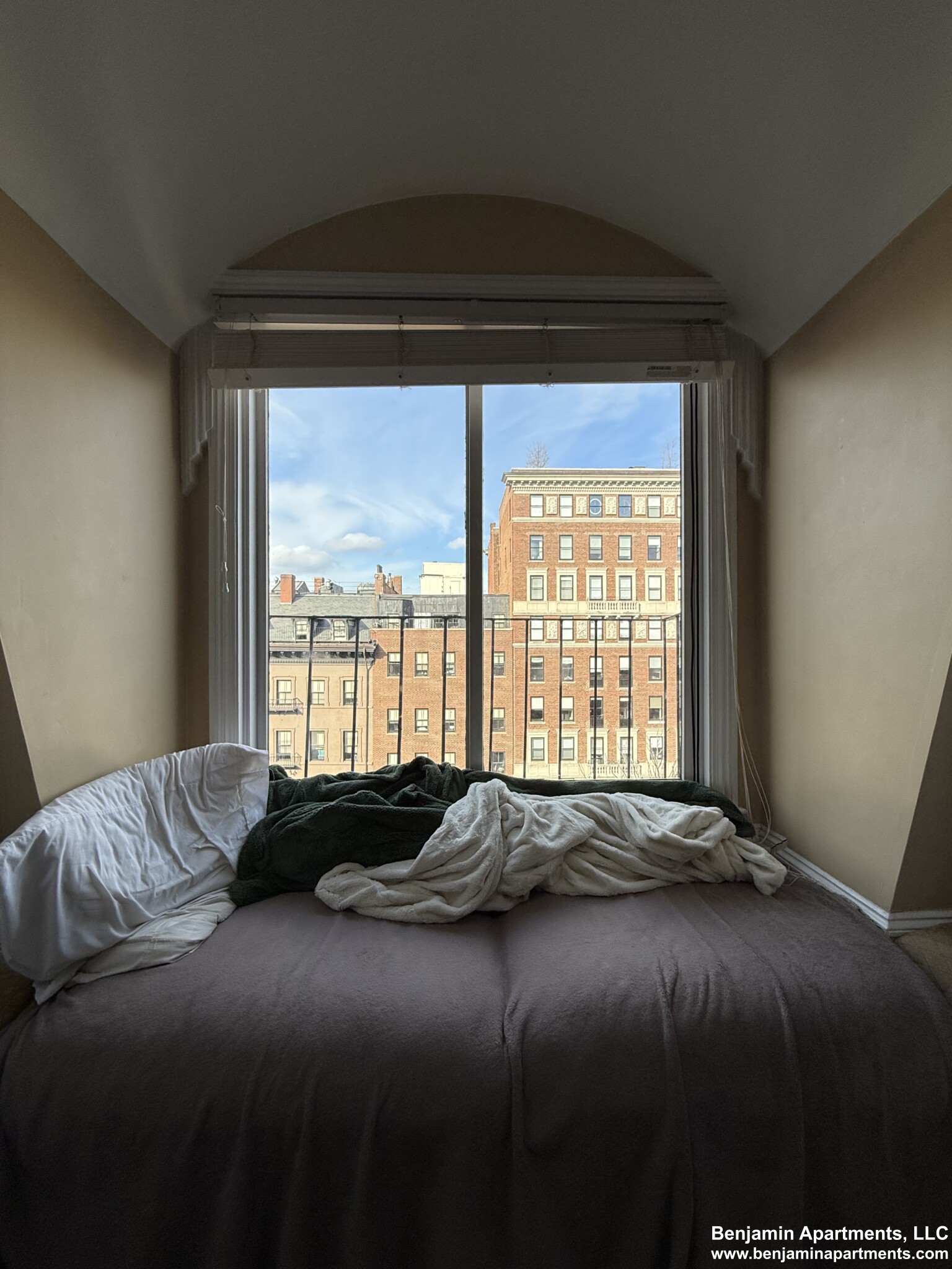 3 bed, 2 bath apartment for rent at 113 Beacon St Unit 6F, Back Bay — photo 5 of 26