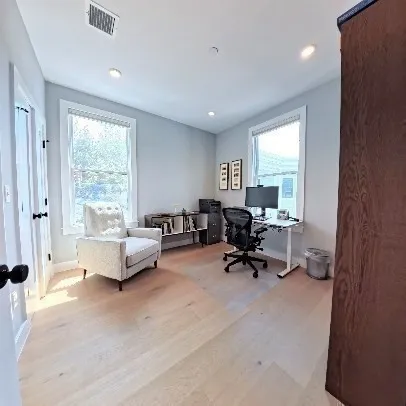 3 bed, 2 bath apartment for rent at 113 Beacon St Unit C, Union Square — photo 14 of 16