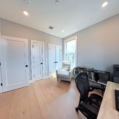 3 bed, 2 bath apartment for rent at 113 Beacon St Unit C, Union Square — photo 15 of 16