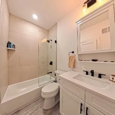3 bed, 2 bath apartment for rent at 113 Beacon St Unit C, Union Square — photo 13 of 16