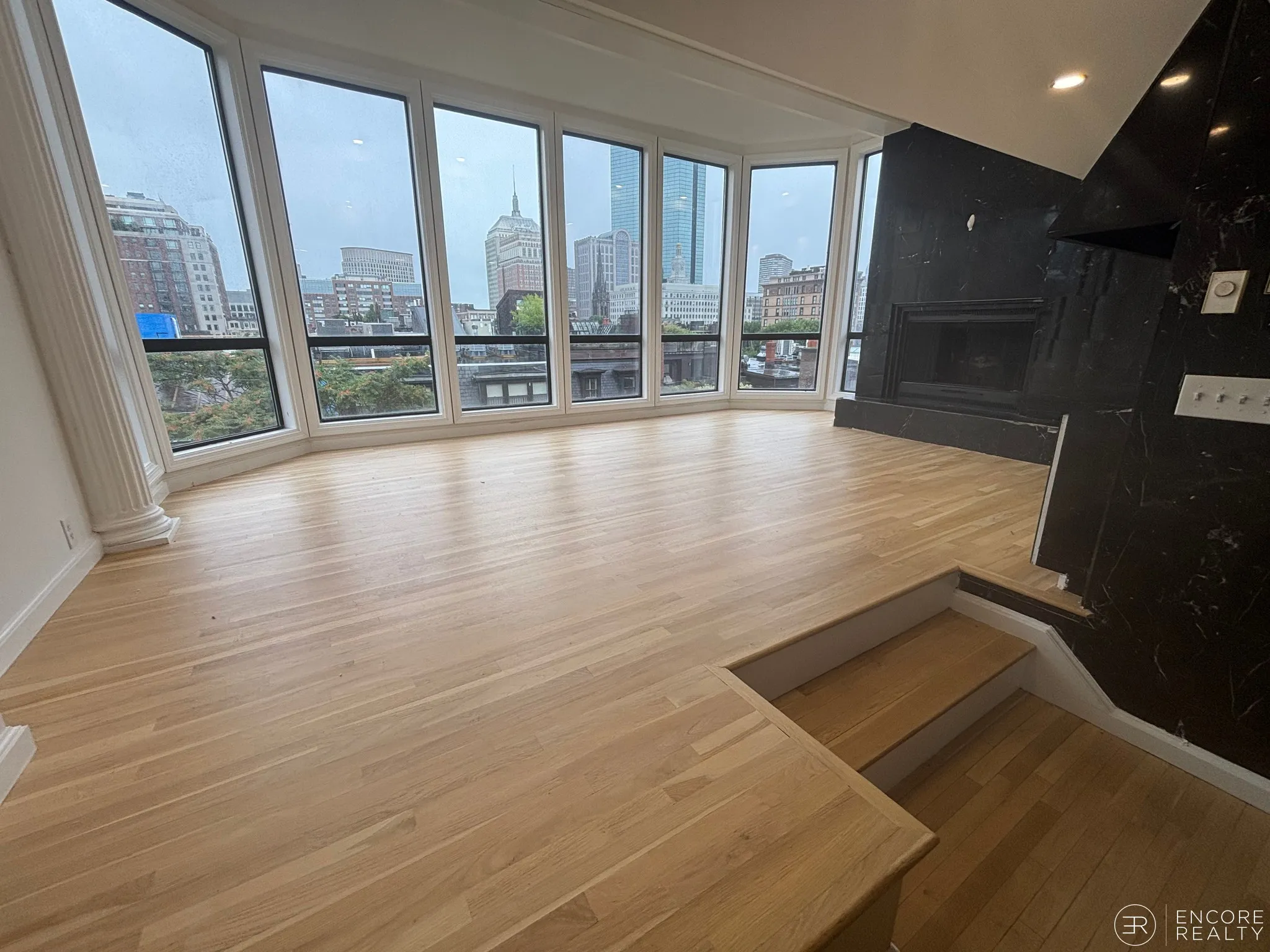 2.5 bed, 3 bath apartment for rent at 113 Beacon St Unit PH, Back Bay