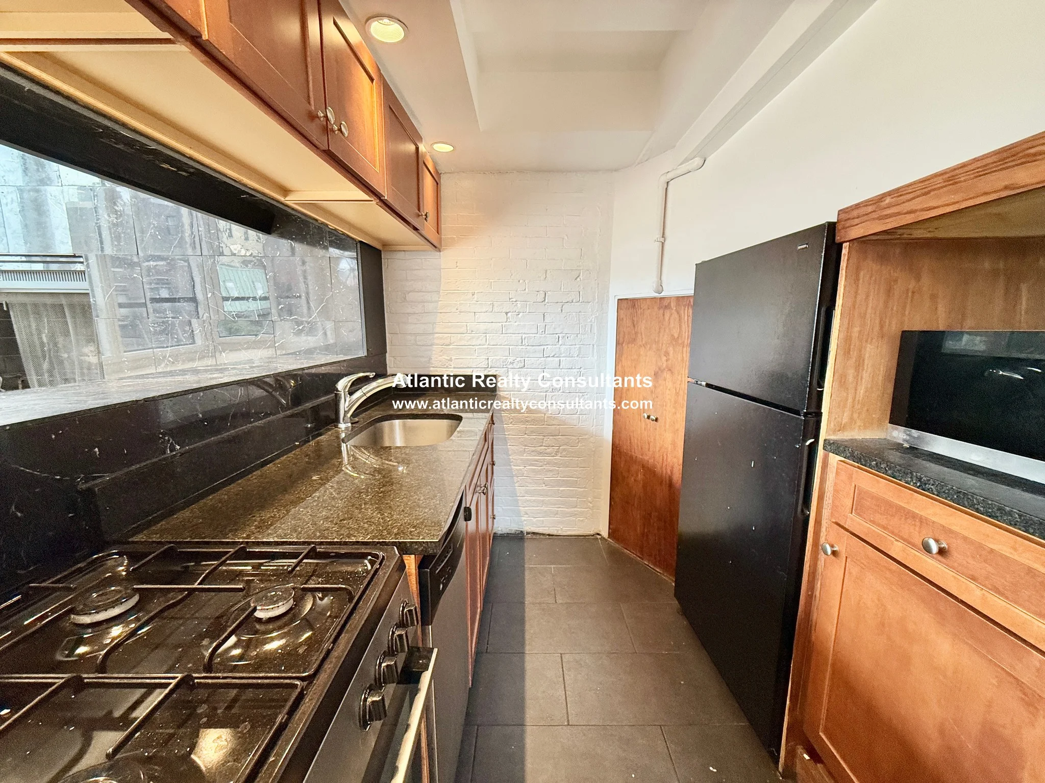3 bed, 2.5 bath apartment for rent at 113 Beacon St Unit PHR, Back Bay — photo 7 of 18