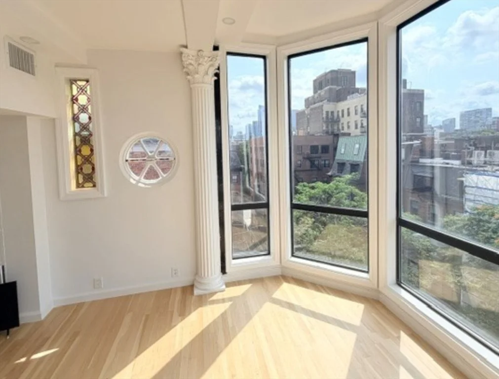 2 bed, 3 bath apartment for rent at 113 Beacon St Unit PHR, Back Bay — photo 6 of 16