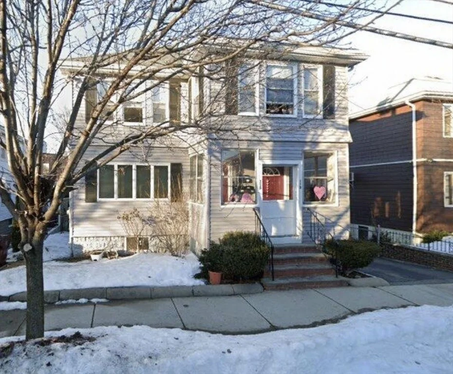 3 bed, 1 bath apartment for rent at 113 Clarence St Unit 3, Everett — photo 9 of 9