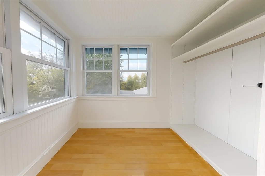 4 bed, 2 bath apartment for rent at 113 Cushing Ave Unit 113, Belmont — photo 15 of 23