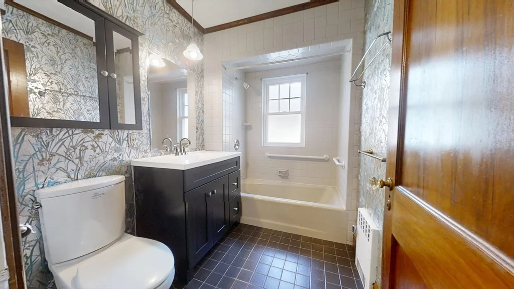 4 bed, 2 bath apartment for rent at 113 Cushing Ave Unit 113, Belmont — photo 12 of 23