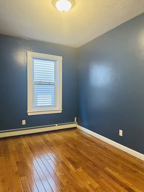 4 bed, 2 bath apartment for rent at 113 Dale St Unit 2, Roxbury — photo 9 of 12