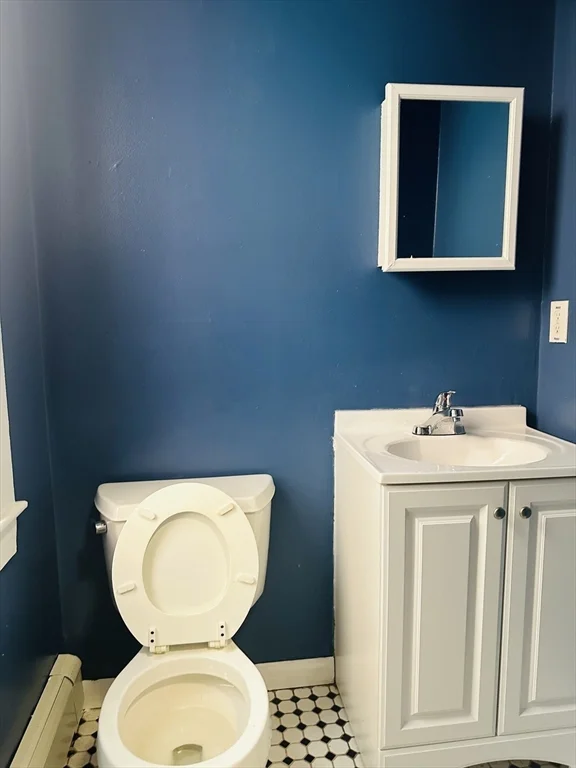 4 bed, 2 bath apartment for rent at 113 Dale St Unit 2, Roxbury — photo 8 of 12