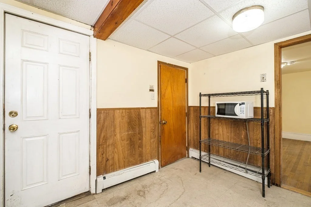 2 bed, 1 bath apartment for rent at 113 Hampshire St Unit 2L, Wellington-Harrington — photo 3 of 16