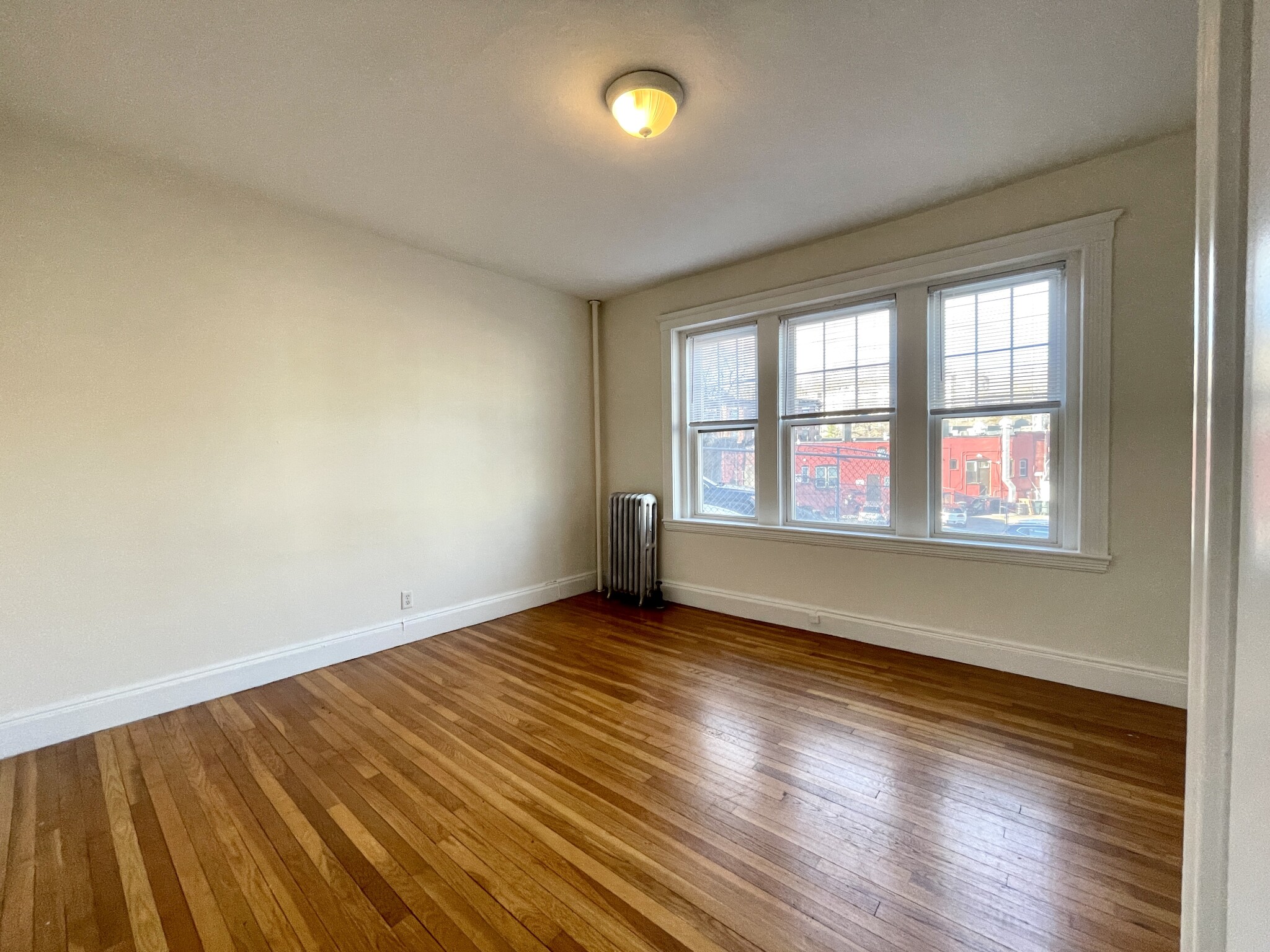 2 bed, 1 bath apartment for rent at 113 Kilsyth Rd Unit 1, Brighton — photo 4 of 20