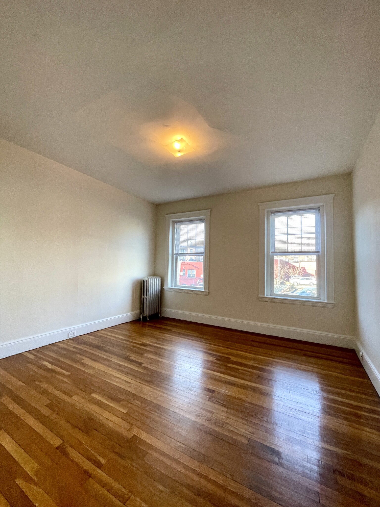 2 bed, 1 bath apartment for rent at 113 Kilsyth Rd Unit 1, Brighton — photo 3 of 20