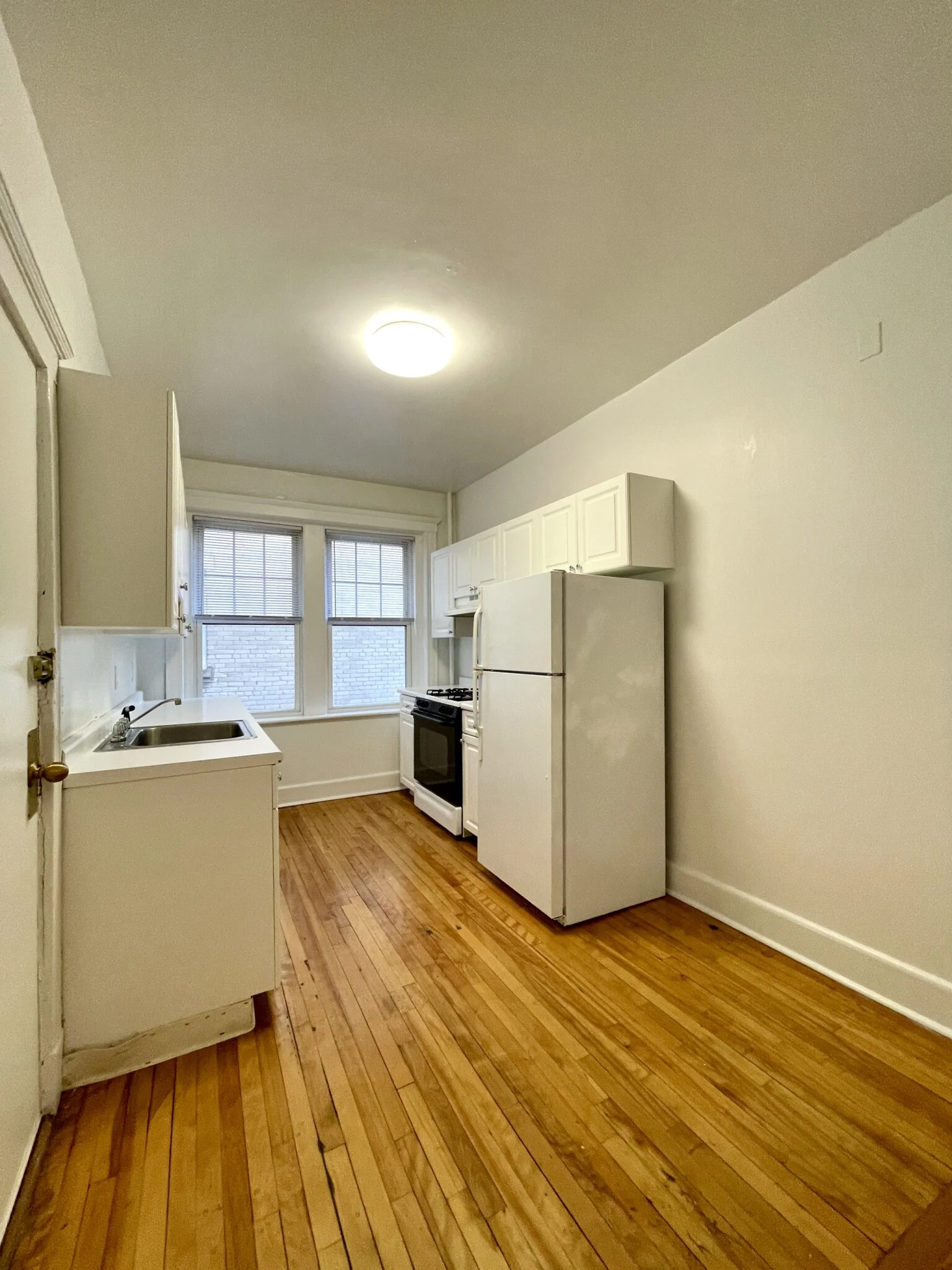 2 bed, 1 bath apartment for rent at 113 Kilsyth Rd Unit 3, Brighton — photo 8 of 20