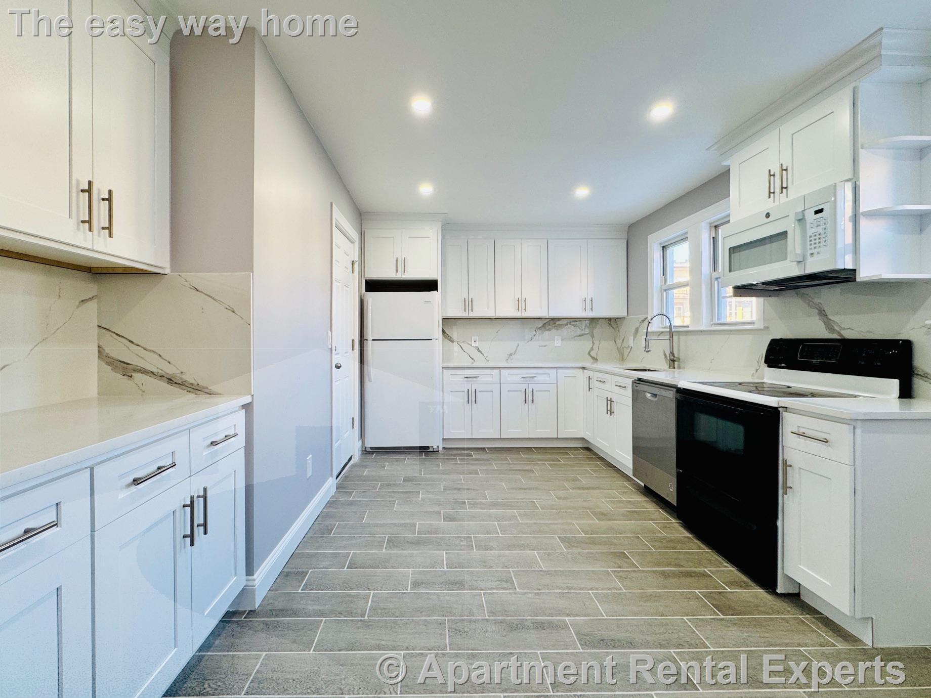 4 bed, 1 bath apartment for rent at 113 Lanark Rd, Brighton