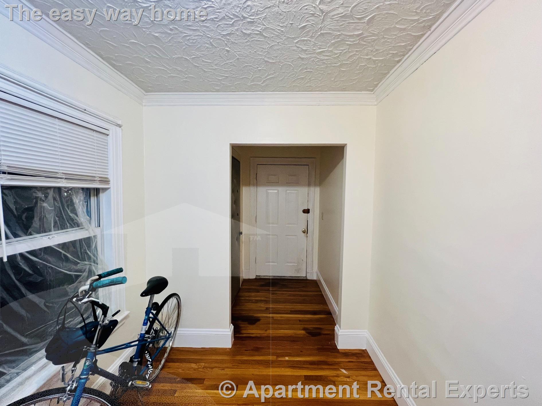 4 bed, 1 bath apartment for rent at 113 Lanark Rd, Brighton — photo 16 of 18