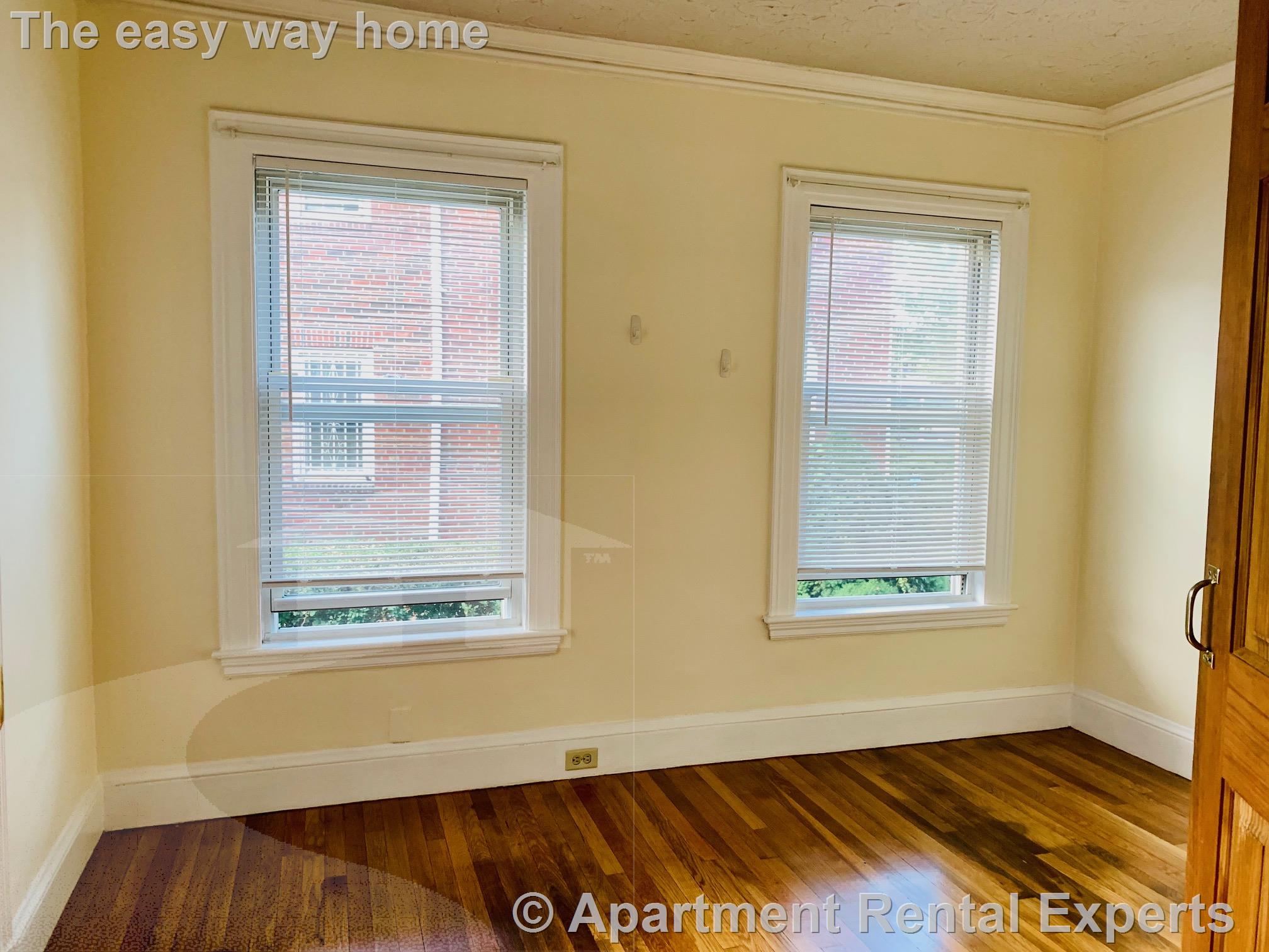 4 bed, 1 bath apartment for rent at 113 Lanark Rd, Brighton — photo 9 of 18