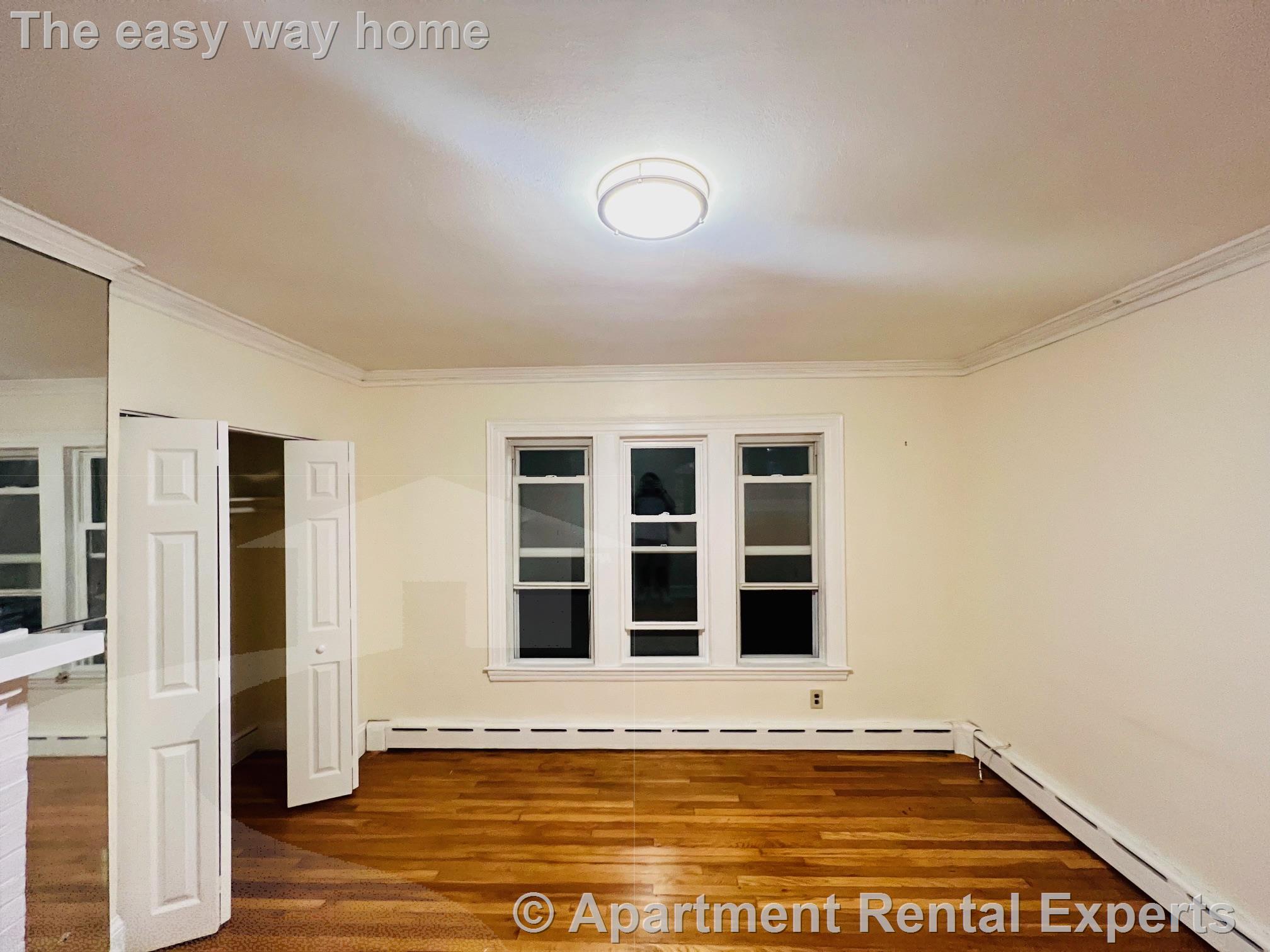 4 bed, 1 bath apartment for rent at 113 Lanark Rd, Brighton — photo 13 of 18