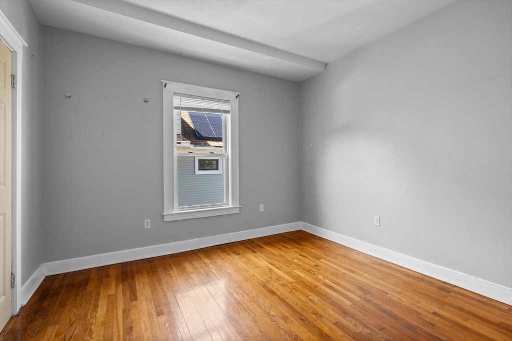 3 bed, 1 bath apartment for rent at 113 Lonsdale St Unit 2, Dorchester — photo 17 of 27