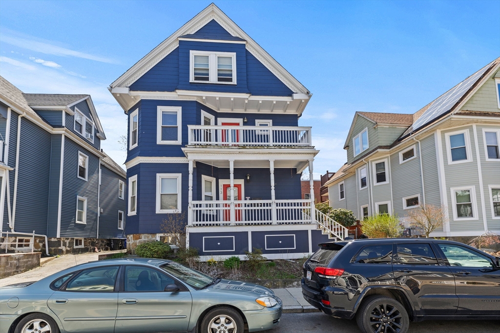 3 bed, 1 bath apartment for rent at 113 Lonsdale St Unit 2, Dorchester — photo 24 of 27