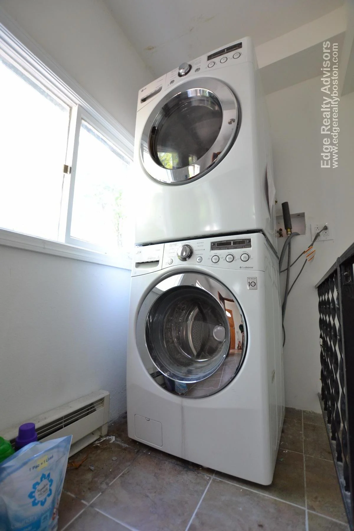 3 bed, 2 bath apartment for rent at 113 Nottinghill Rd Unit 1, Brighton — photo 9 of 13