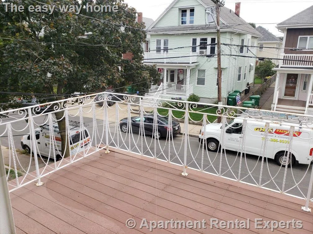 3 bed, 1 bath apartment for rent at 113 Princeton St Unit 2, Tufts University — photo 16 of 17