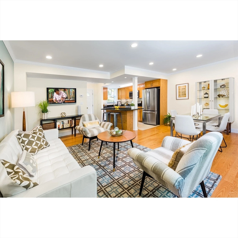 2 bed, 1 bath apartment for rent at 113 Thornton Rd Unit 113, Chestnut Hill — photo 2 of 7