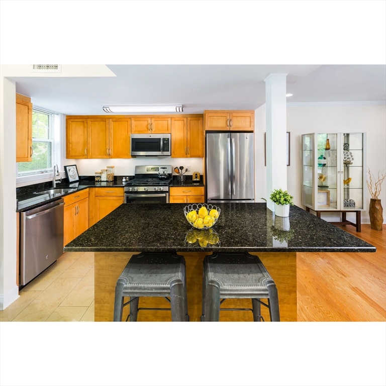 2 bed, 1 bath apartment for rent at 113 Thornton Rd Unit 113, Chestnut Hill — photo 3 of 7