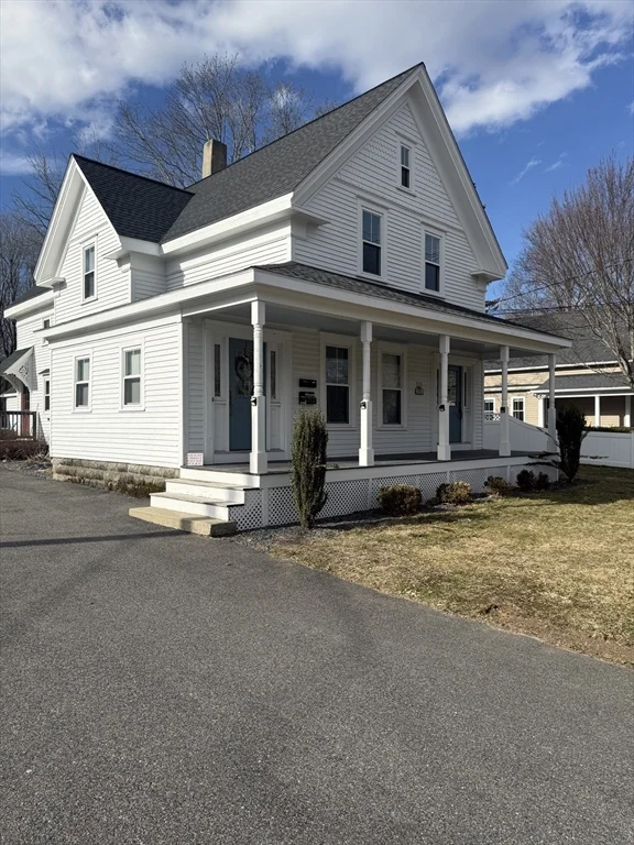 2 bed, 1 bath apartment for rent at 113 Union St Unit 2, Bridgewater — photo 2 of 9