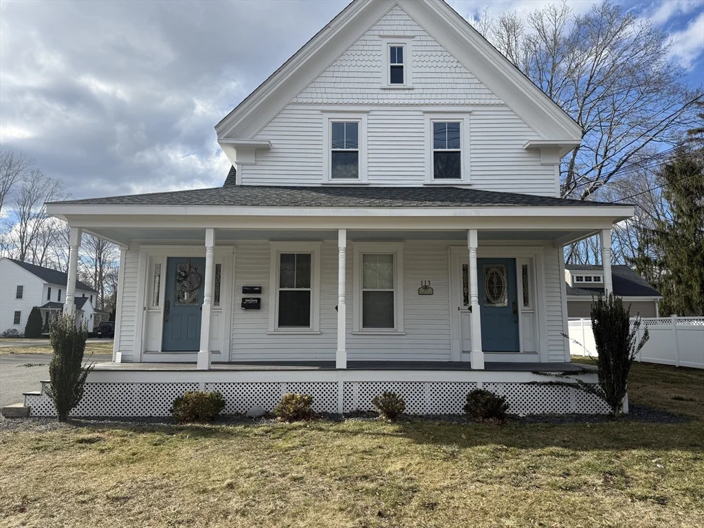 2 bed, 1 bath apartment for rent at 113 Union St Unit 2, Bridgewater