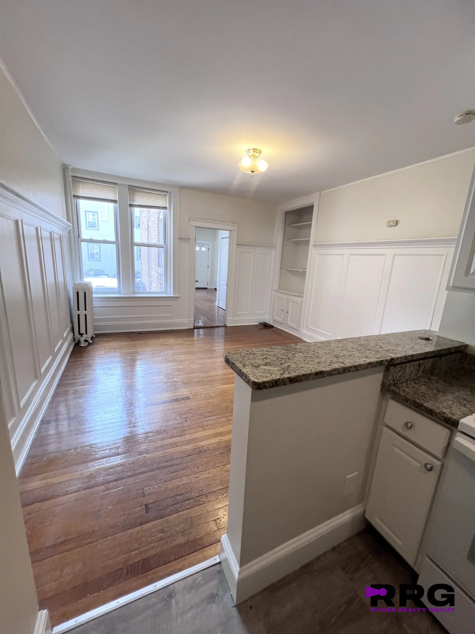 3 bed, 1 bath apartment for rent at 1130 Commonwealth Ave Unit 2, Allston — photo 12 of 19