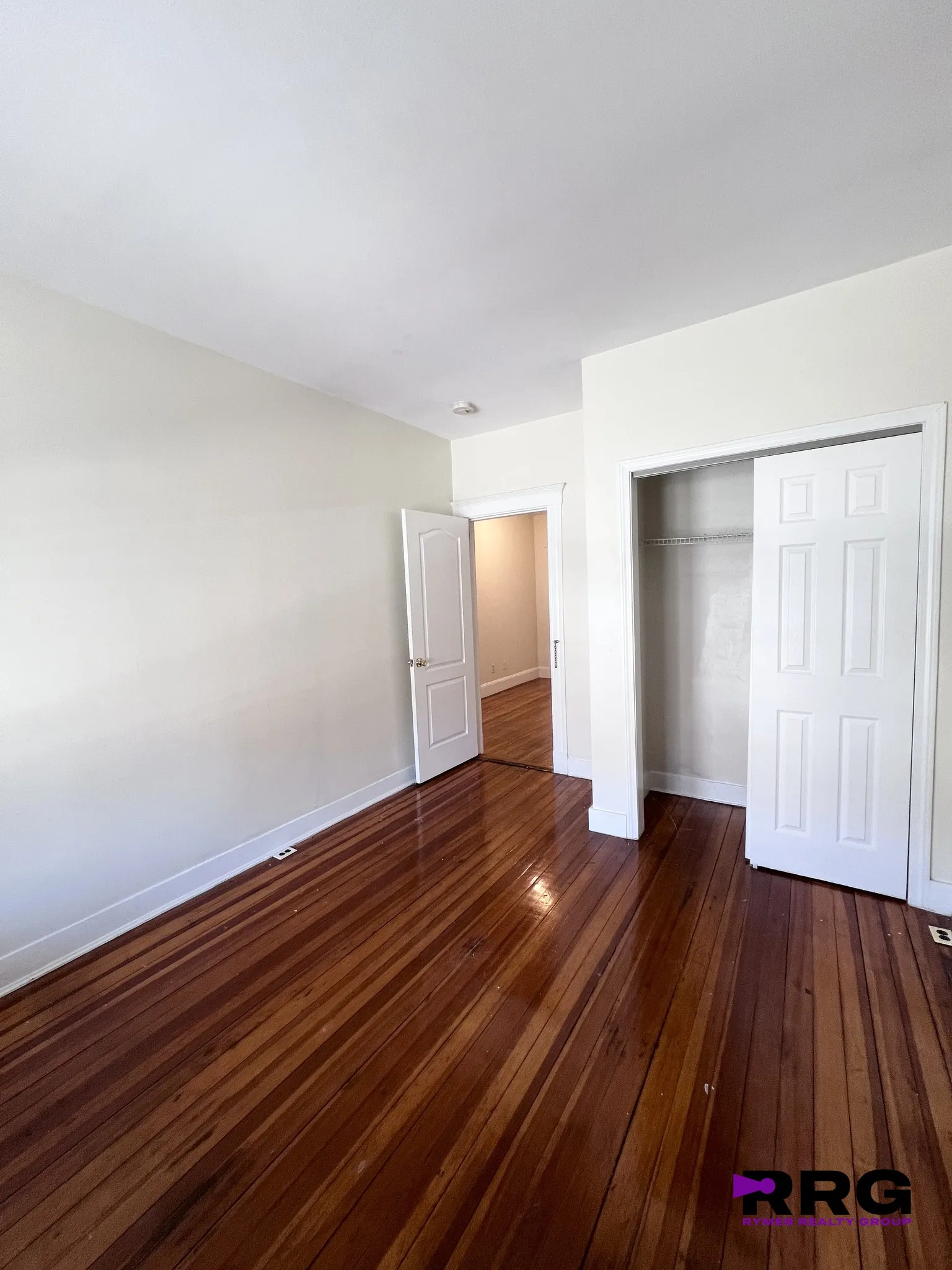3 bed, 1 bath apartment for rent at 1130 Commonwealth Ave Unit 2, Allston — photo 5 of 19