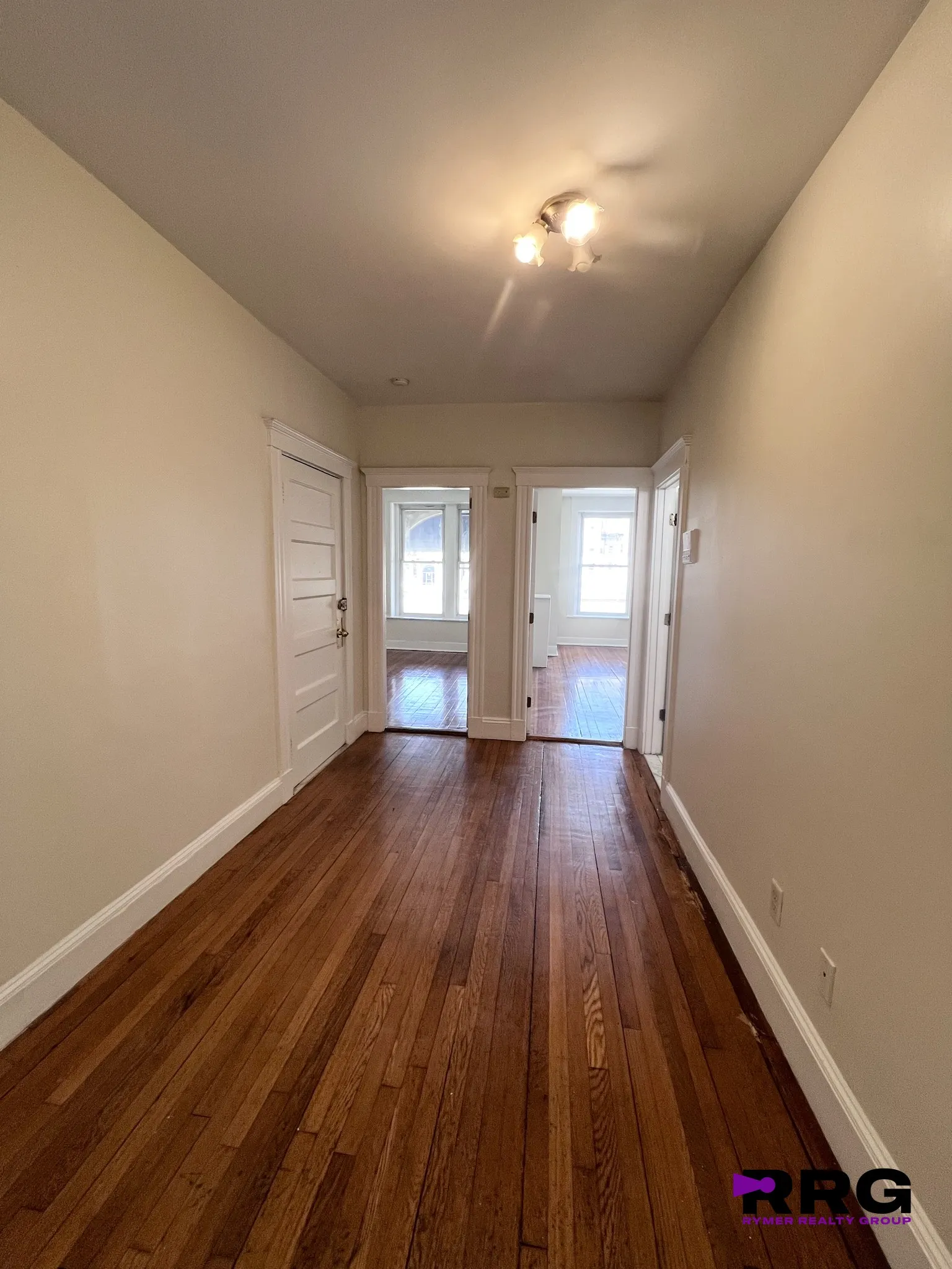 3 bed, 1 bath apartment for rent at 1130 Commonwealth Ave Unit 2, Allston — photo 9 of 19