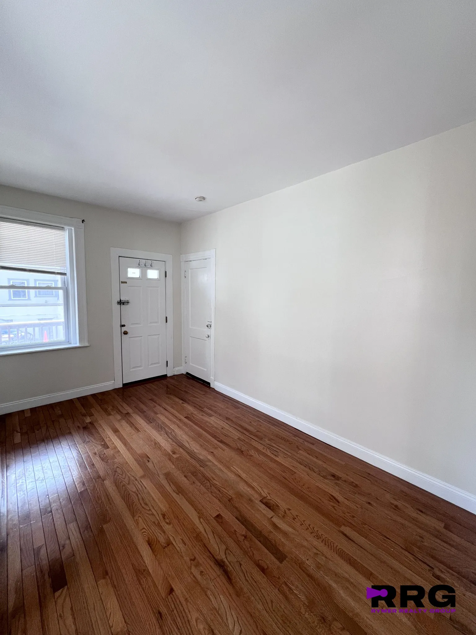3 bed, 1 bath apartment for rent at 1130 Commonwealth Ave Unit 2, Allston — photo 14 of 19