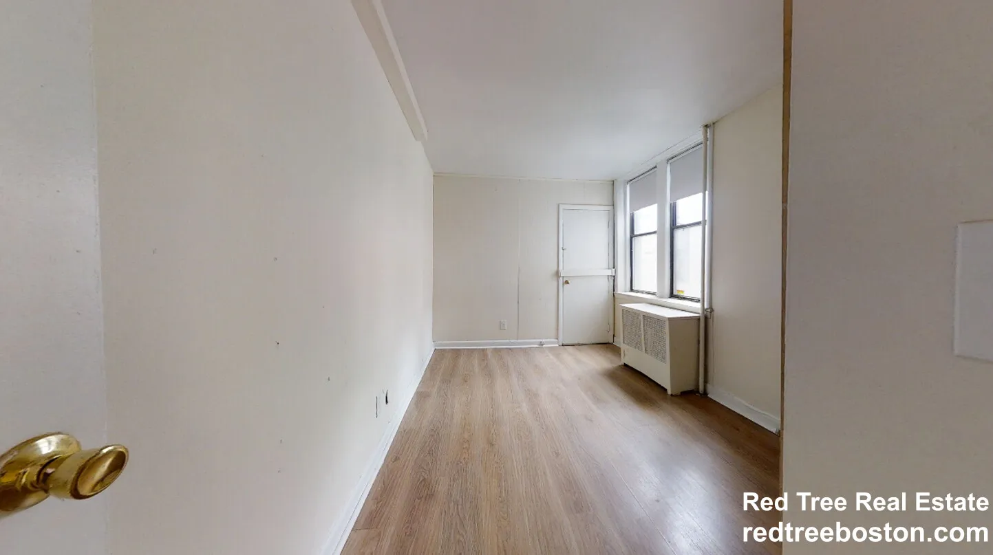 2 bed, 1 bath apartment for rent at 1131 Commonwealth Ave Unit 1, Allston — photo 7 of 10