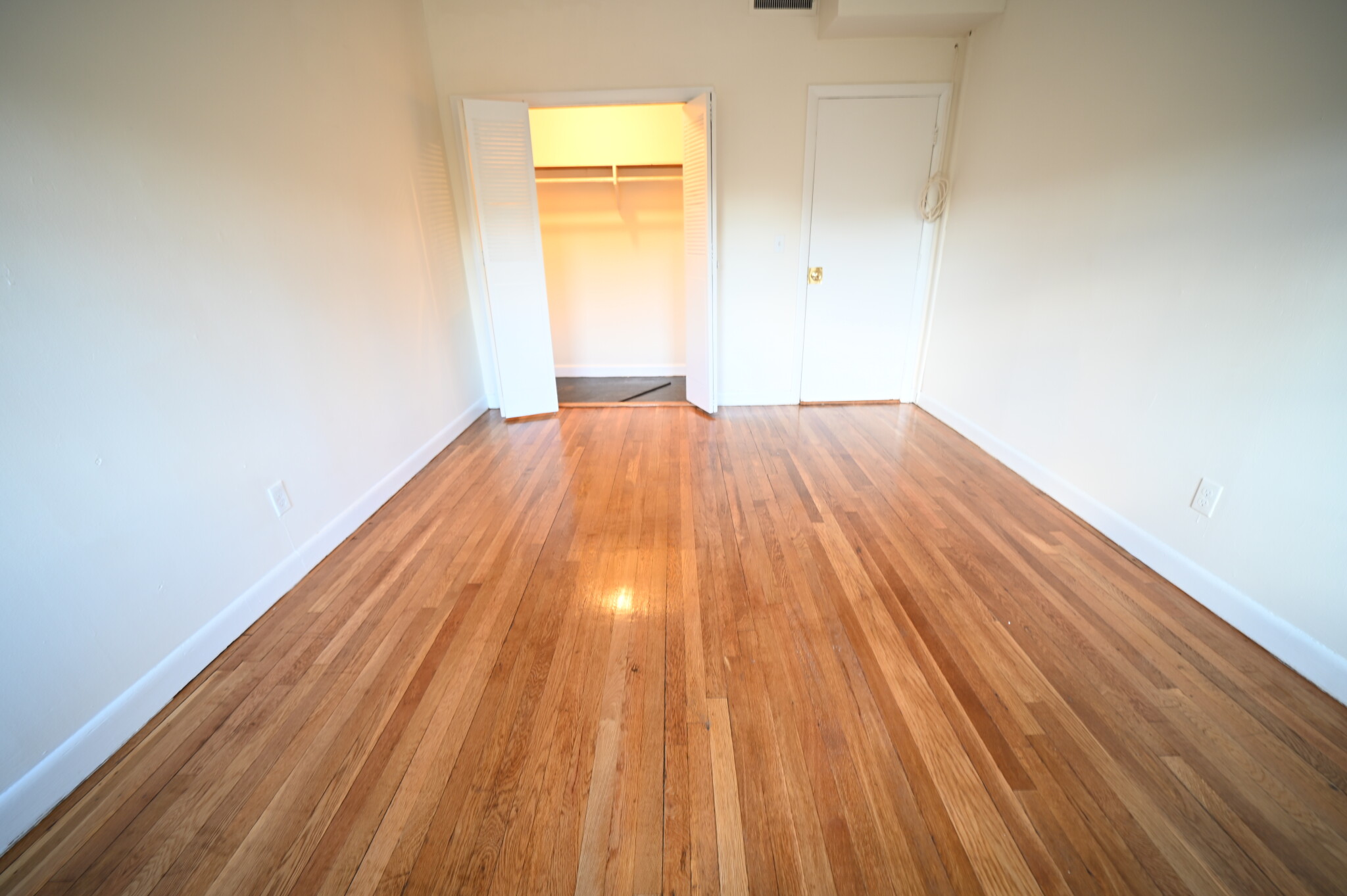 3 bed, 1.5 bath apartment for rent at 1131 Commonwealth Ave Unit 2, Allston — photo 7 of 13