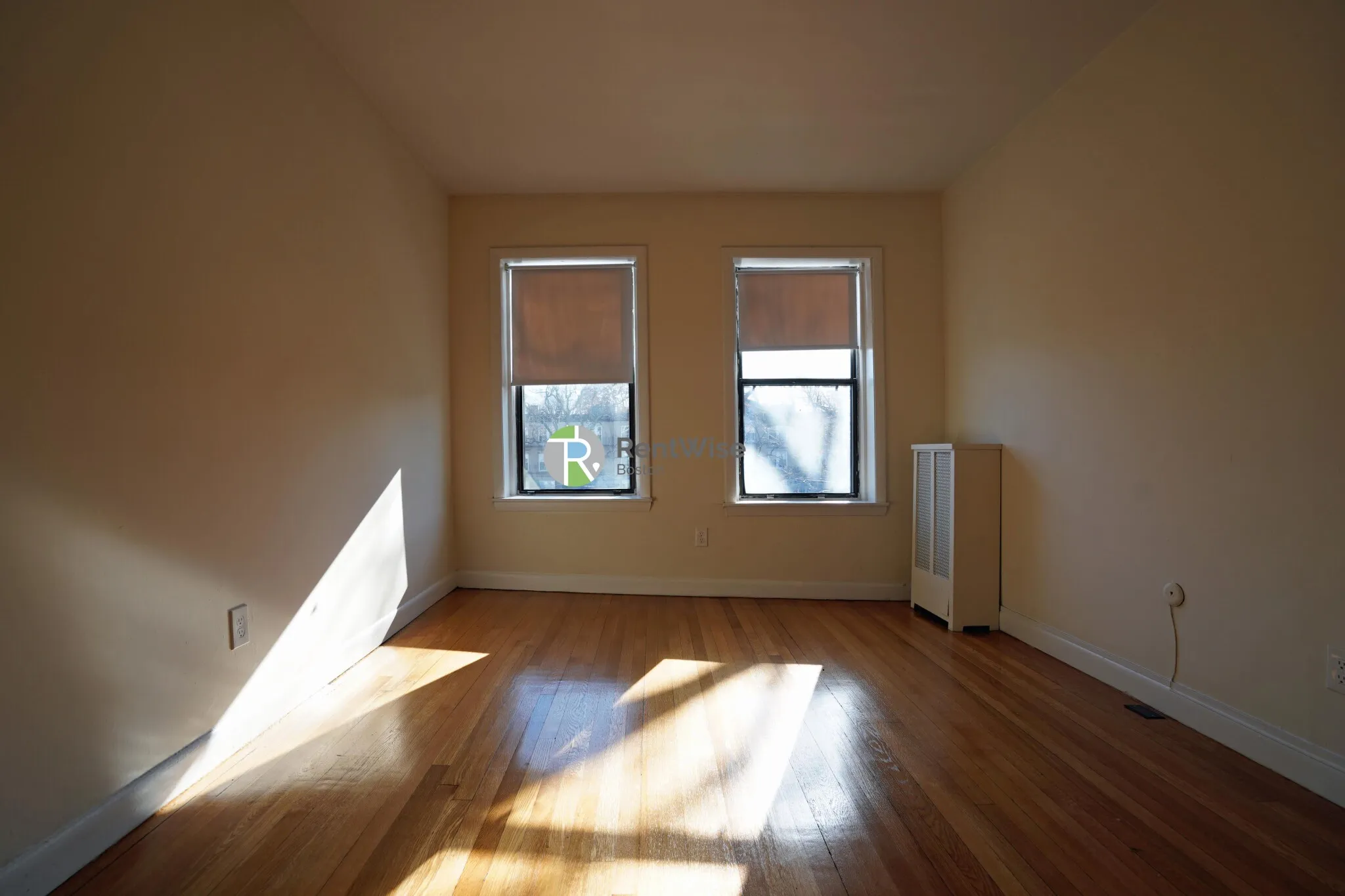 3 bed, 1.5 bath apartment for rent at 1131 Commonwealth Ave Unit 5, Allston — photo 10 of 28
